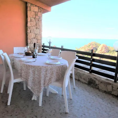 Gatti By Interhome *