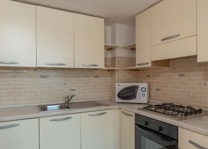 Gatti By Interhome * Коста-Парадисо